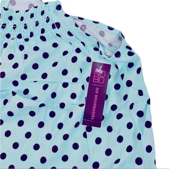 4/$32 No Boundaries size medium teal/light blue top black polka dots keyhole NWT - Picture 14 of 16